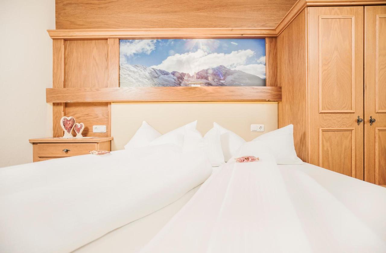 Gaestehaus Oblasser Mayrhofen Luaran gambar