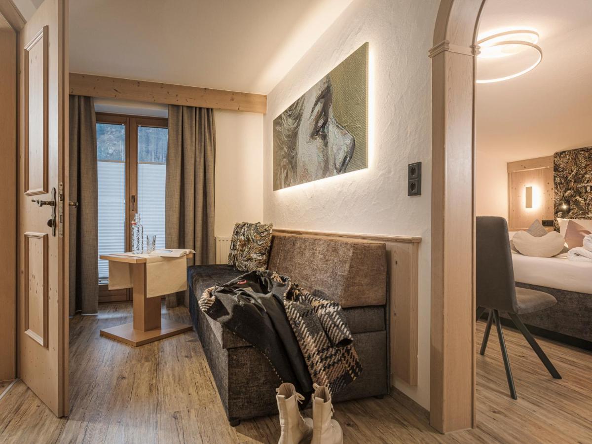 Gaestehaus Oblasser Mayrhofen Luaran gambar