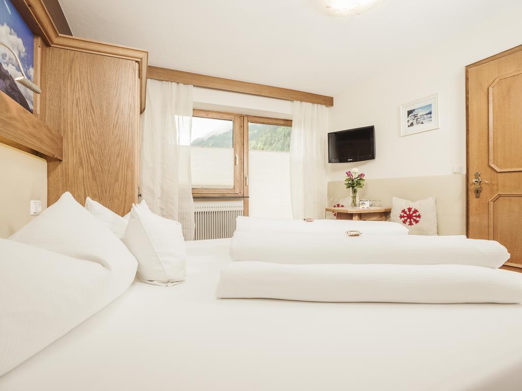 Gaestehaus Oblasser Mayrhofen Luaran gambar