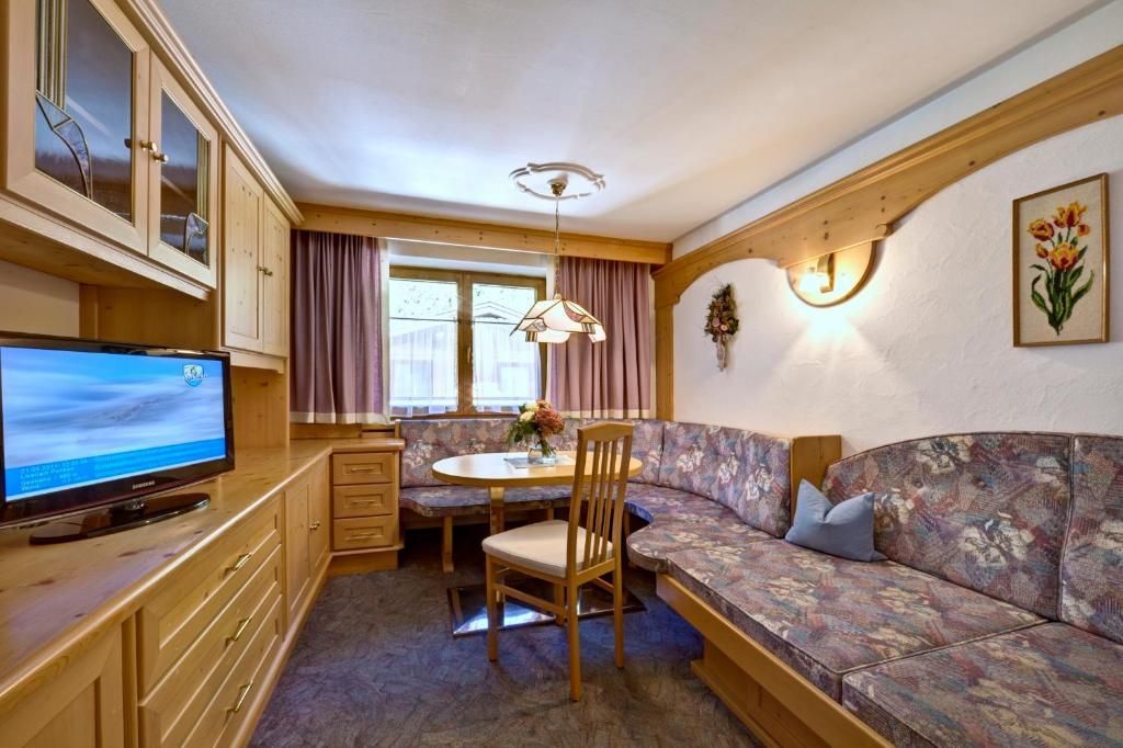 Gaestehaus Oblasser Mayrhofen Bilik gambar