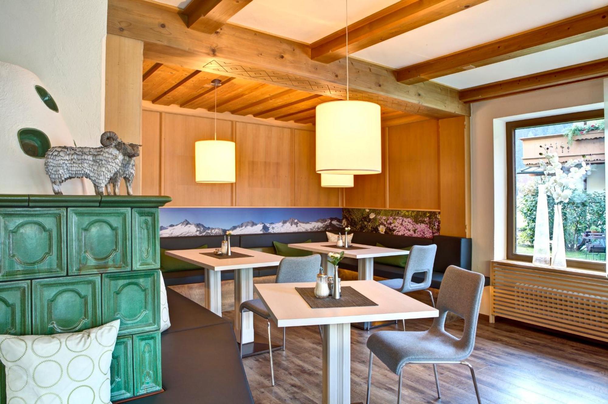 Gaestehaus Oblasser Mayrhofen Luaran gambar
