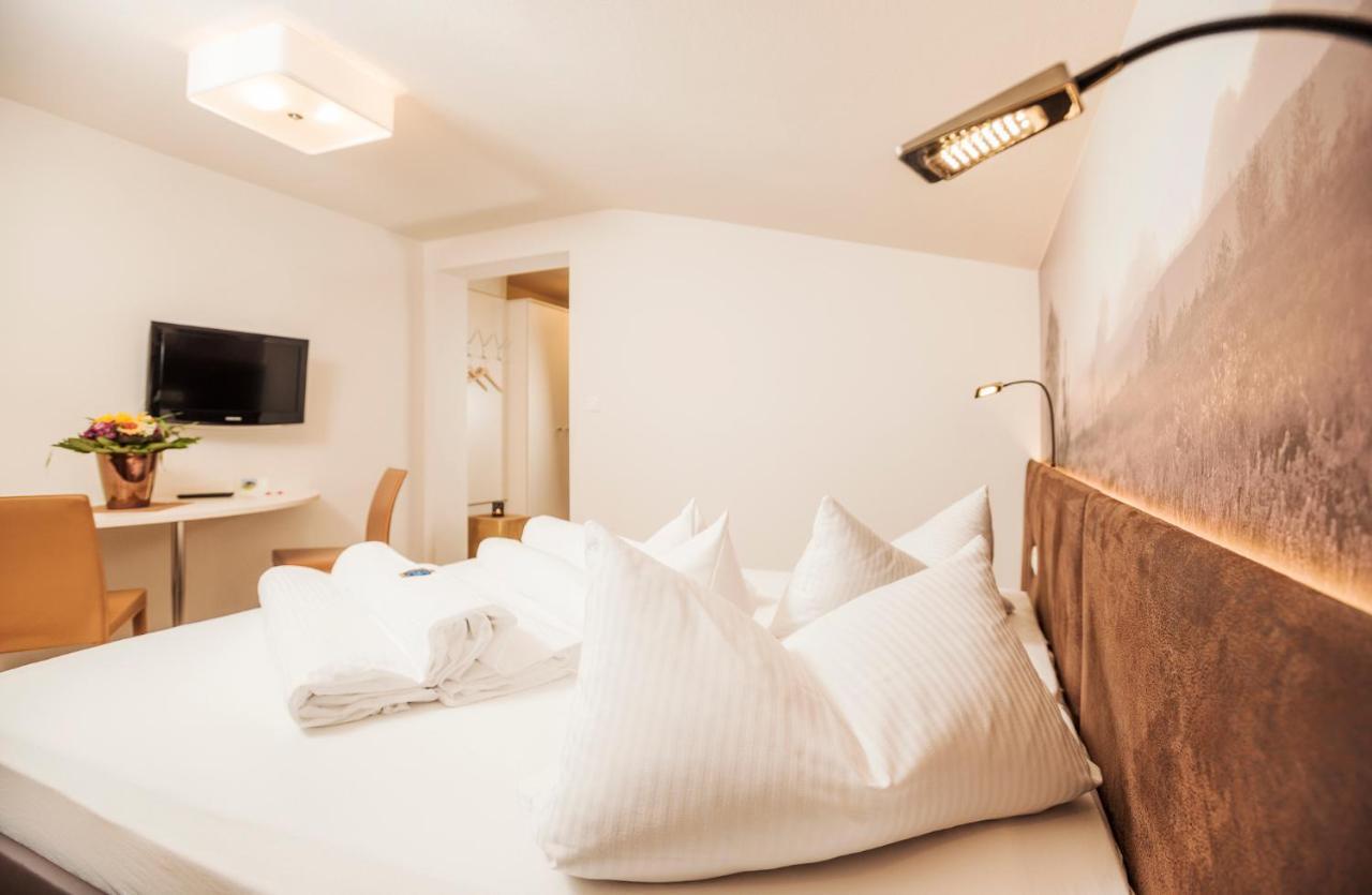Gaestehaus Oblasser Mayrhofen Luaran gambar